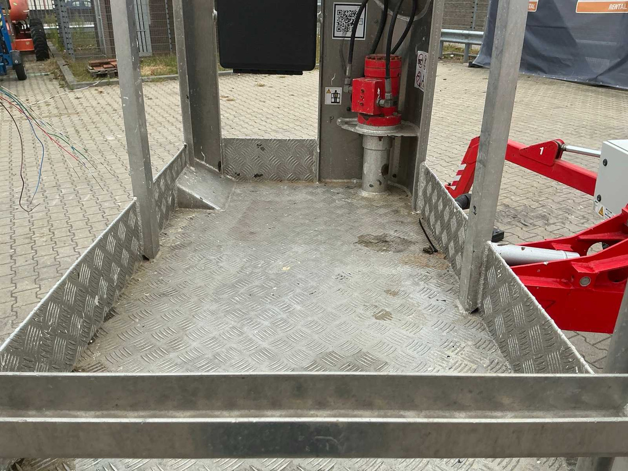 Aerial platform Teupen LEO23GT: picture 12