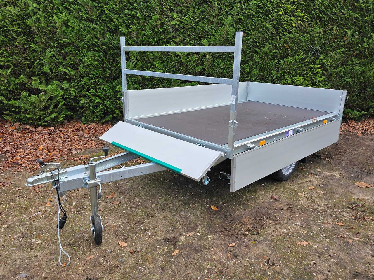 EDUARD - PLATFORM TRAILER - 230 X 145 - TRAILER - NEW - Trailer: picture 2 EDUARD - PLATFORM TRAILER - 230 X 145 - TRAILER - NEW - Trailer: picture 2