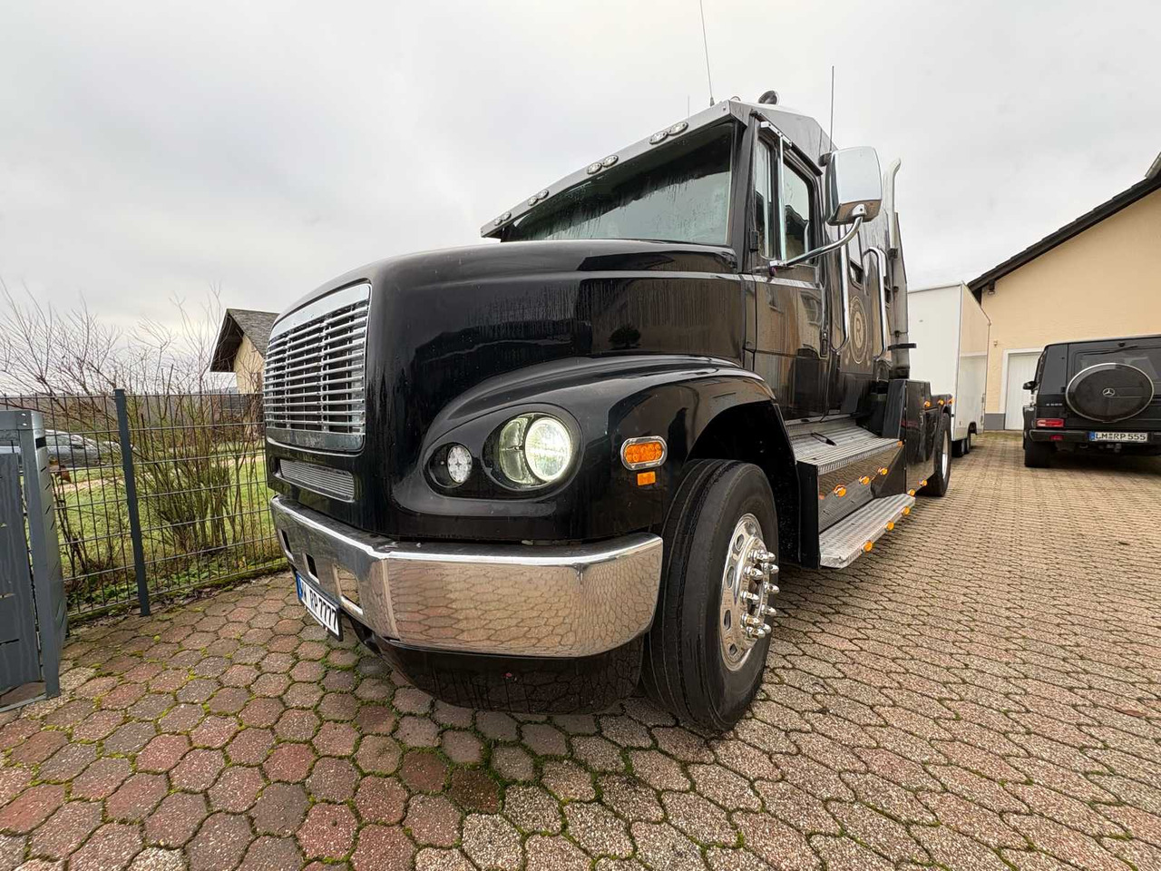 1999 FORD THX26MO – UNIQUE US SHOW TRUCK WITH LIVING SPACE CONVERSION - Truck: picture 2 1999 FORD THX26MO – UNIQUE US SHOW TRUCK WITH LIVING SPACE CONVERSION - Truck: picture 2