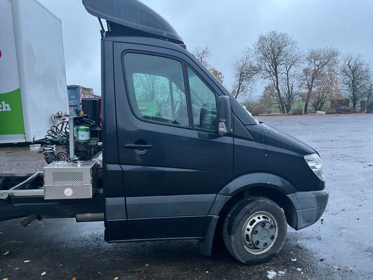 TRUCK MERCEDES+ SEMI-TRAILER ACKERMANN - Truck: picture 5 TRUCK MERCEDES+ SEMI-TRAILER ACKERMANN - Truck: picture 5