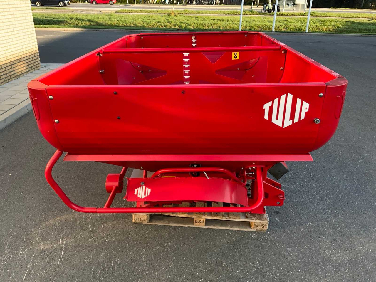 Tulip SX 4000 - Fertilizer spreader: picture 5 Tulip SX 4000 - Fertilizer spreader: picture 5