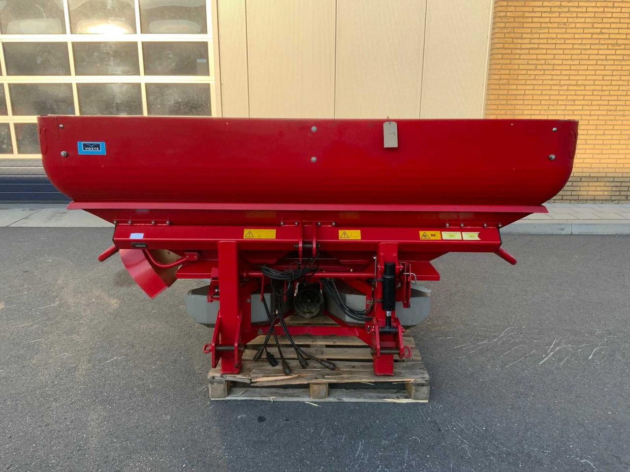 Tulip SX 4000 - Fertilizer spreader: picture 3 Tulip SX 4000 - Fertilizer spreader: picture 3