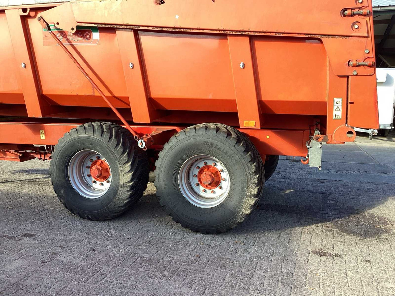 Vaia NL120-S - Farm tipping trailer/ Dumper: picture 5 Vaia NL120-S - Farm tipping trailer/ Dumper: picture 5