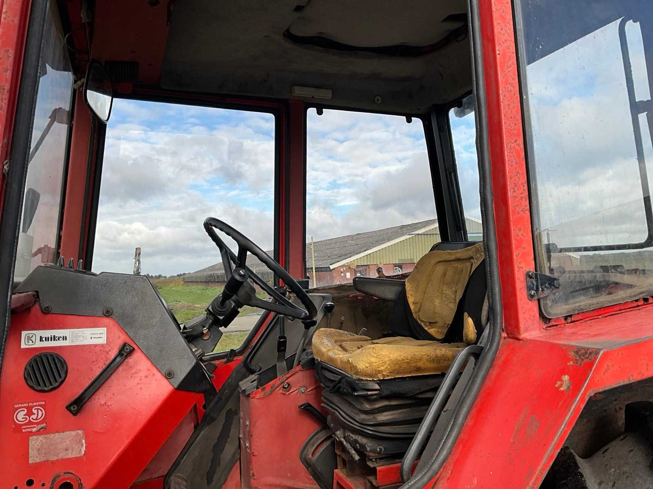 Farm tractor Valmet 805: picture 25