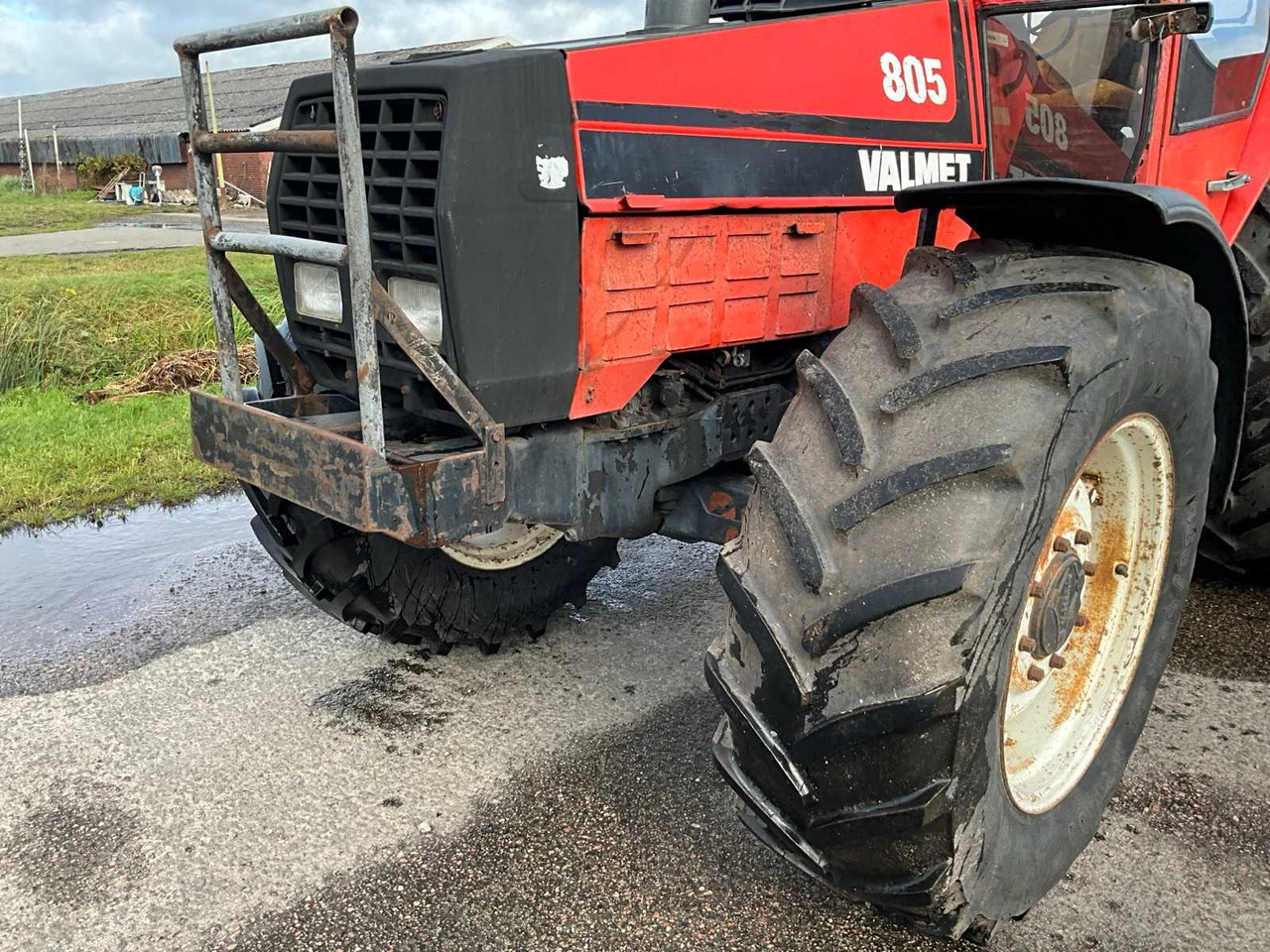 Farm tractor Valmet 805: picture 14