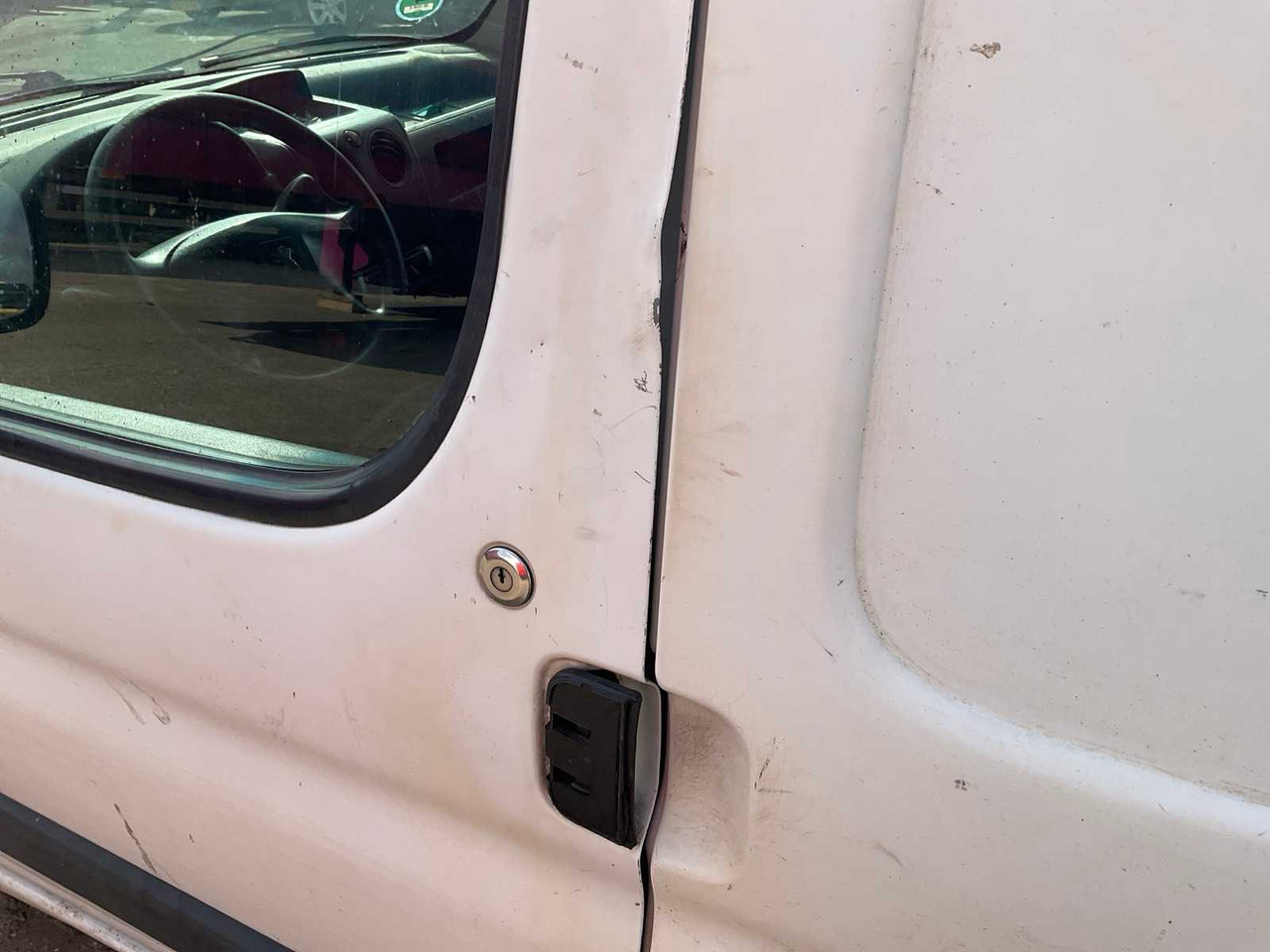 2007 PEUGEOT PARTNER COMMERCIAL VEHICLE - Van: picture 5 2007 PEUGEOT PARTNER COMMERCIAL VEHICLE - Van: picture 5