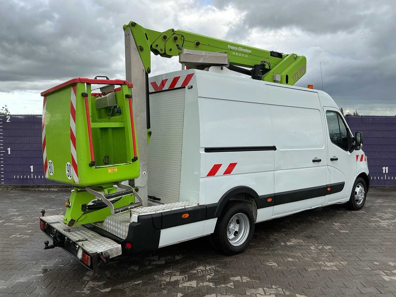 2012 - RENAULT - MASTER - T45 2.3 DCI L3H2 - COMMERCIAL VEHICLE/TRUCK-MOUNTED PLATFORM 17M - Van: picture 4 2012 - RENAULT - MASTER - T45 2.3 DCI L3H2 - COMMERCIAL VEHICLE/TRUCK-MOUNTED PLATFORM 17M - Van: picture 4