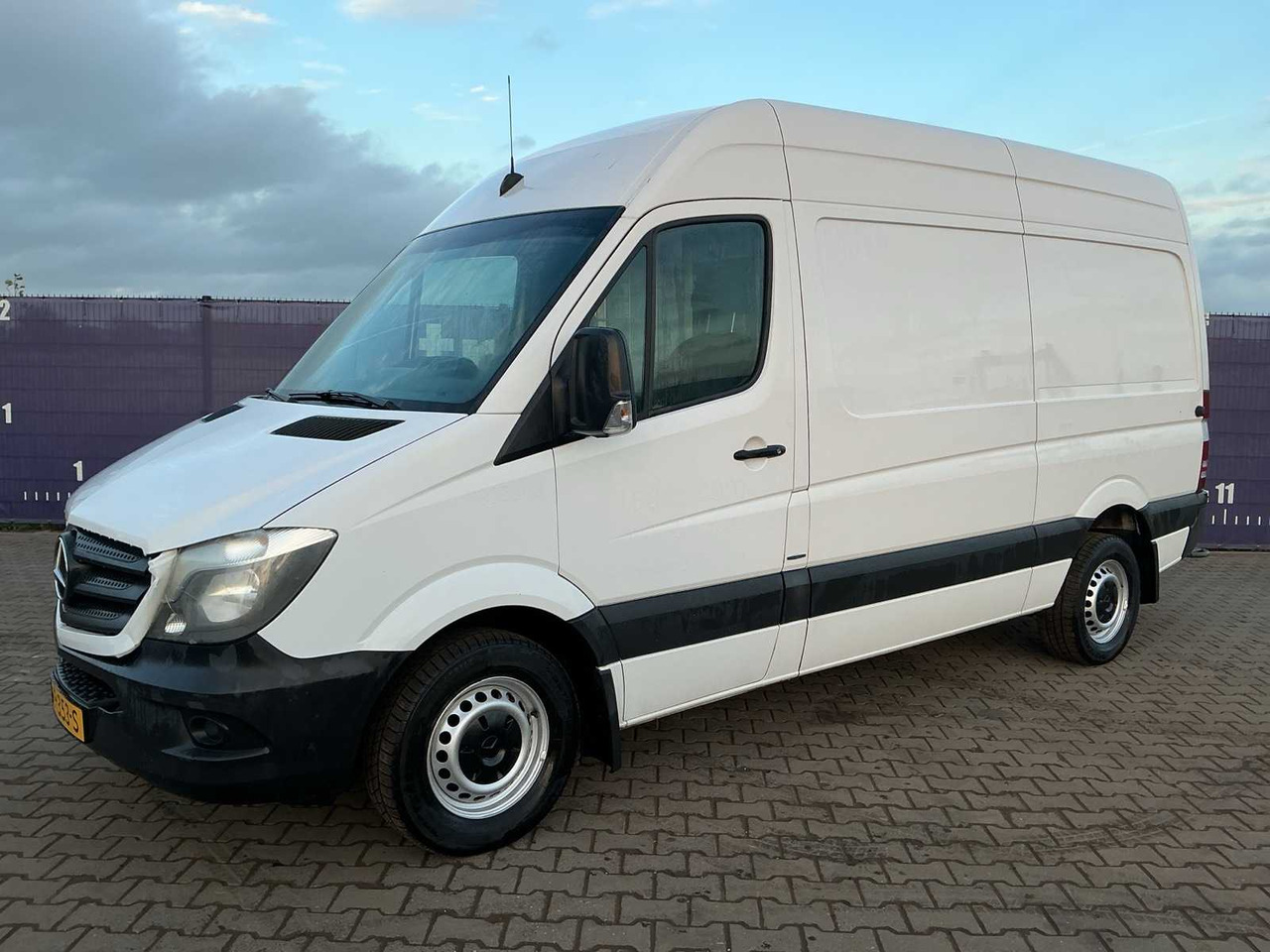 2015 - MERCEDES-BENZ - SPRINTER - 413 2.2 CDI 366 HDDC - COMMERCIAL VEHICLE - Van: picture 1 2015 - MERCEDES-BENZ - SPRINTER - 413 2.2 CDI 366 HDDC - COMMERCIAL VEHICLE - Van: picture 1