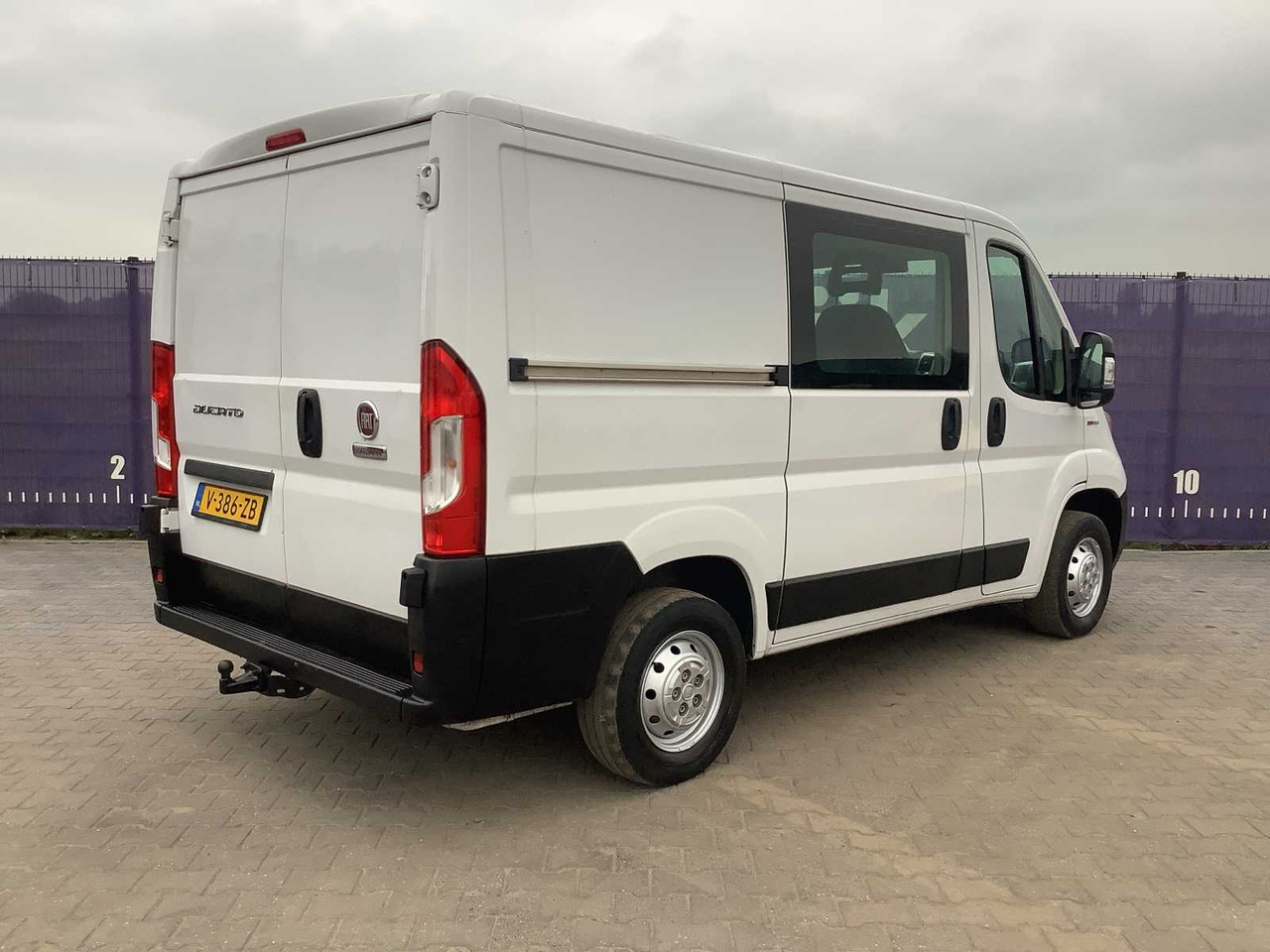 2019 - FIAT - DUCATO DC - COMMERCIAL VEHICLE - Van: picture 4 2019 - FIAT - DUCATO DC - COMMERCIAL VEHICLE - Van: picture 4
