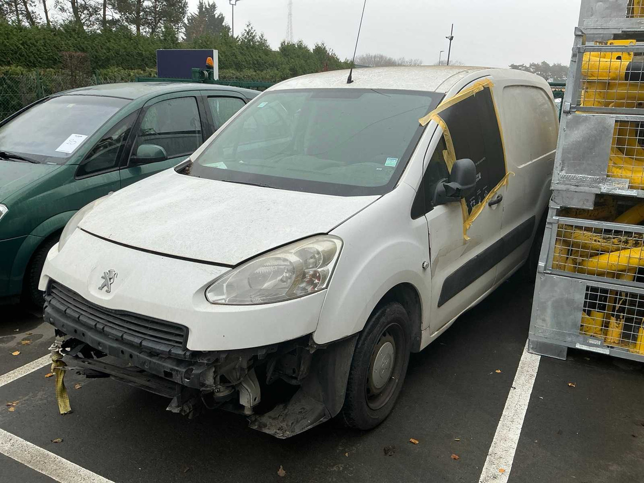 PEUGEOT PARTNER COMMERCIAL VEHICLE - Van: picture 4 PEUGEOT PARTNER COMMERCIAL VEHICLE - Van: picture 4