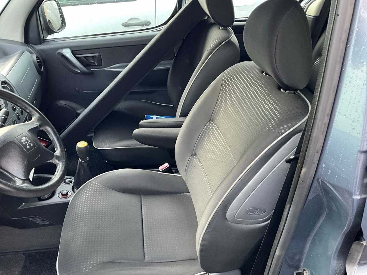 PEUGEOT PARTNER COMMERCIAL VEHICLE - Van: picture 5 PEUGEOT PARTNER COMMERCIAL VEHICLE - Van: picture 5