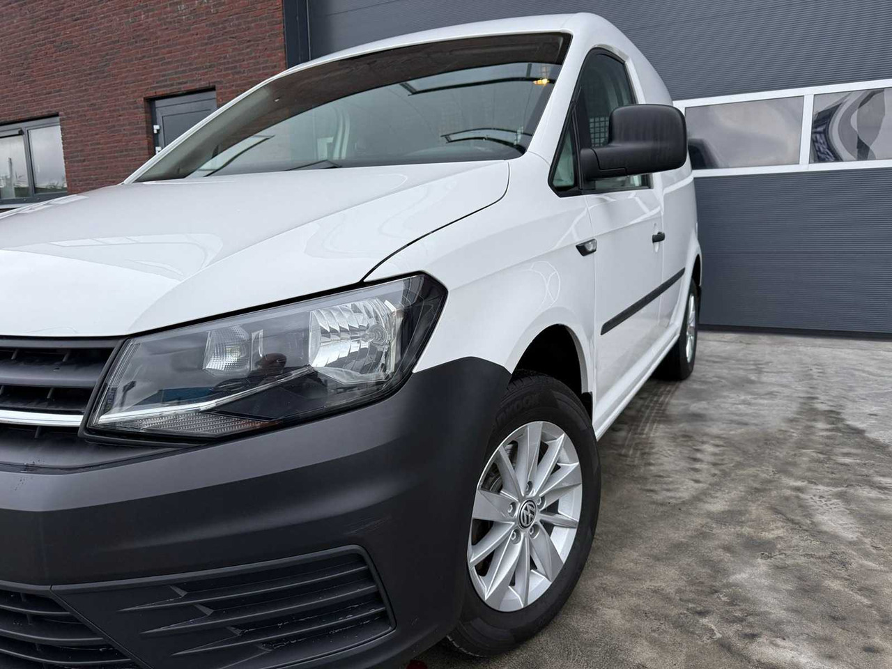 Van VOLKSWAGEN - EASYLINE BENZINE 1.2 TSI L1H1 - CADDY - VAN: picture 7 Van VOLKSWAGEN - EASYLINE BENZINE 1.2 TSI L1H1 - CADDY - VAN: picture 7