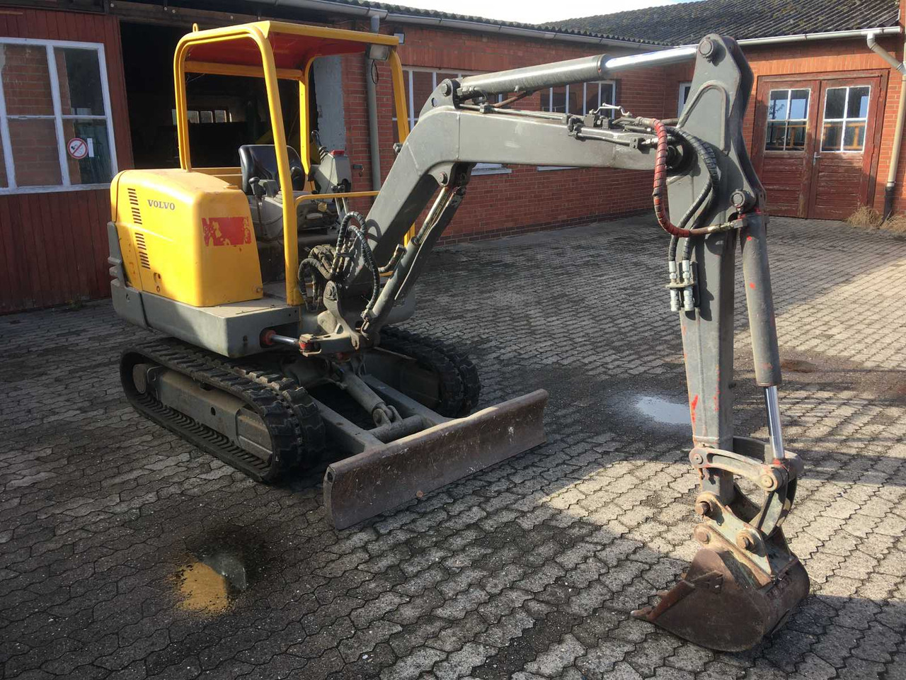 Volvo ECR28 - Crawler excavator: picture 1 Volvo ECR28 - Crawler excavator: picture 1