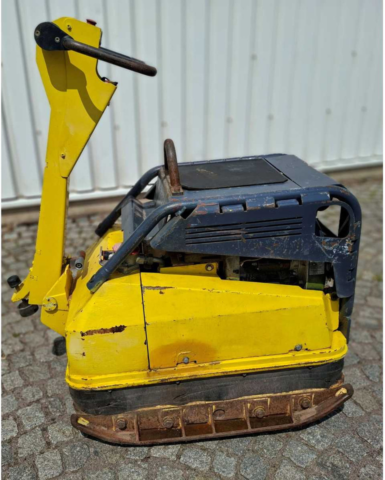 Wacker DPU 100-70 Le - Vibratory plate: picture 3 Wacker DPU 100-70 Le - Vibratory plate: picture 3