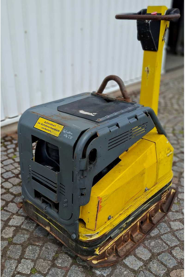 Wacker DPU 100-70 Le - Vibratory plate: picture 2 Wacker DPU 100-70 Le - Vibratory plate: picture 2
