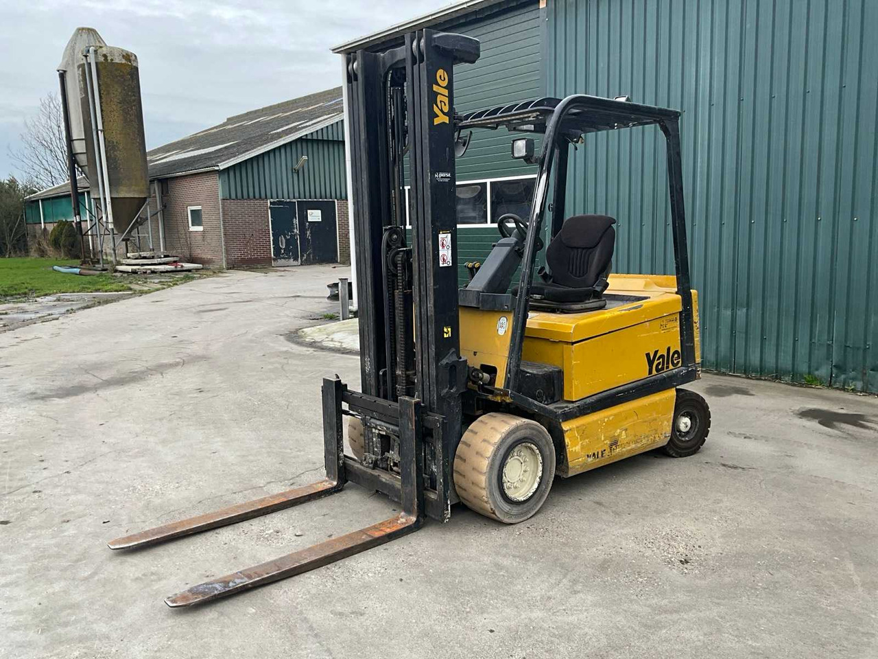 YALE ERP 30ALF FORKLIFT - Forklift: picture 1 YALE ERP 30ALF FORKLIFT - Forklift: picture 1