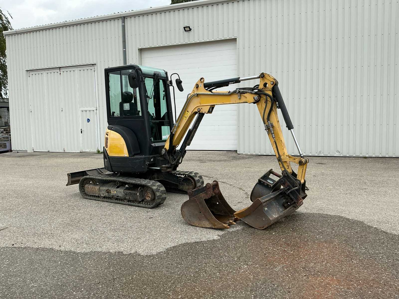 Yanmar VIO25-4 - Crawler excavator: picture 1 Yanmar VIO25-4 - Crawler excavator: picture 1