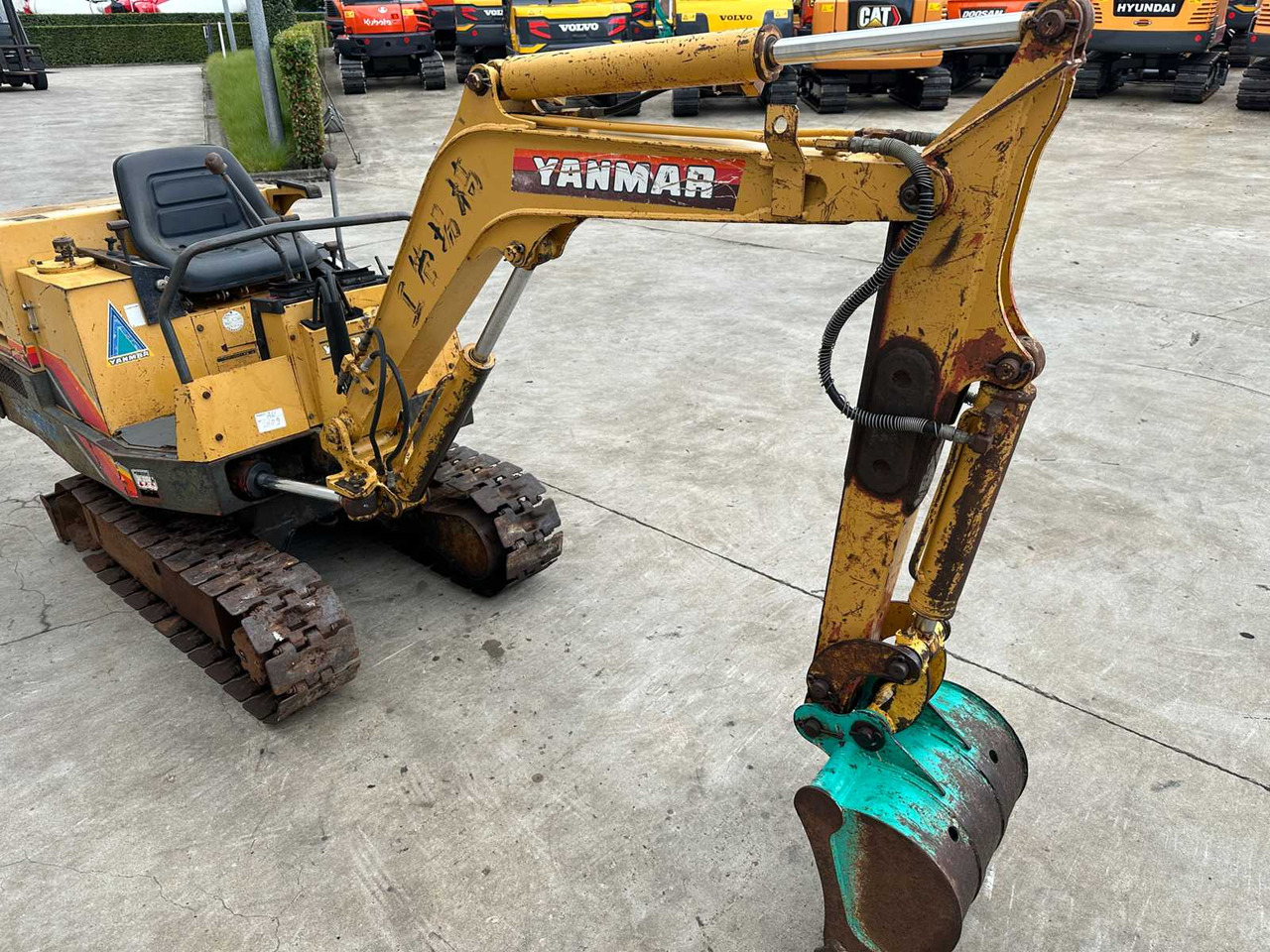 Crawler excavator Yanmar YB151U: picture 9