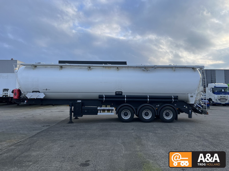 SPITZER SK 2760 CAL 60 CUB, 24 VOLT HYDRAULIC, VIBRATOR - Tank semi-trailer: picture 5 SPITZER SK 2760 CAL 60 CUB, 24 VOLT HYDRAULIC, VIBRATOR - Tank semi-trailer: picture 5