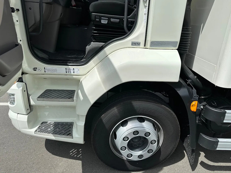 DAF LF 260 LF 260.14 EURO6. 2023. 83447km 720x248x235. 7233kg Laadvermogen!! - Box truck: picture 5 DAF LF 260 LF 260.14 EURO6. 2023. 83447km 720x248x235. 7233kg Laadvermogen!! - Box truck: picture 5