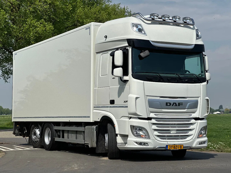 DAF XF 480 XF480.26 - Box truck: picture 2 DAF XF 480 XF480.26 - Box truck: picture 2