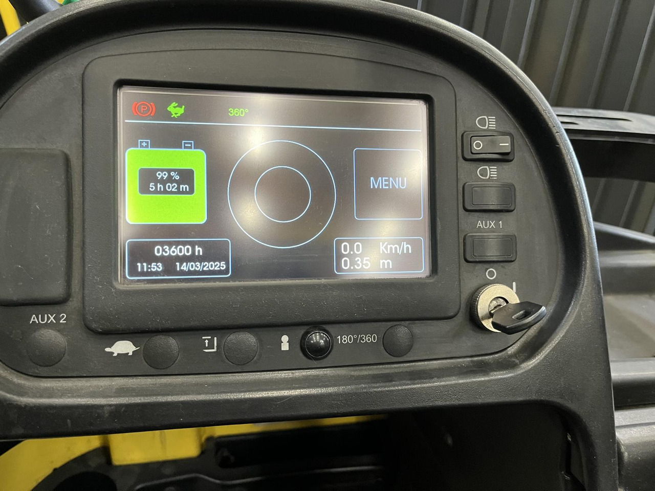 Hyster R1.6 - Reach truck: picture 5 Hyster R1.6 - Reach truck: picture 5