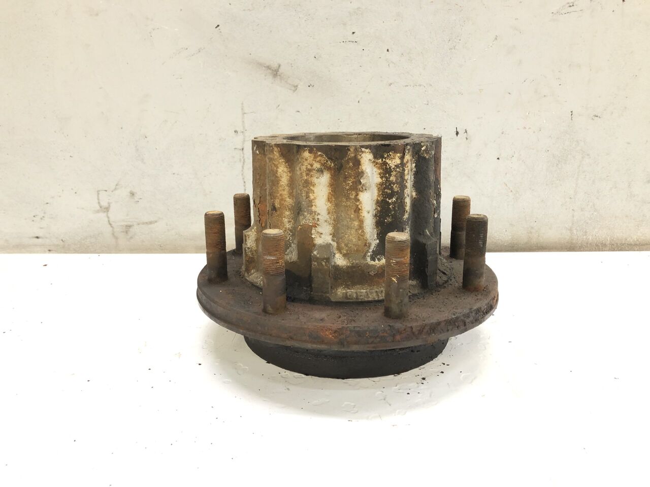 ACHTERASNAAF 14.220 MAN L2000 - 300237008 - Rear axle for Truck: picture 1 ACHTERASNAAF 14.220 MAN L2000 - 300237008 - Rear axle for Truck: picture 1