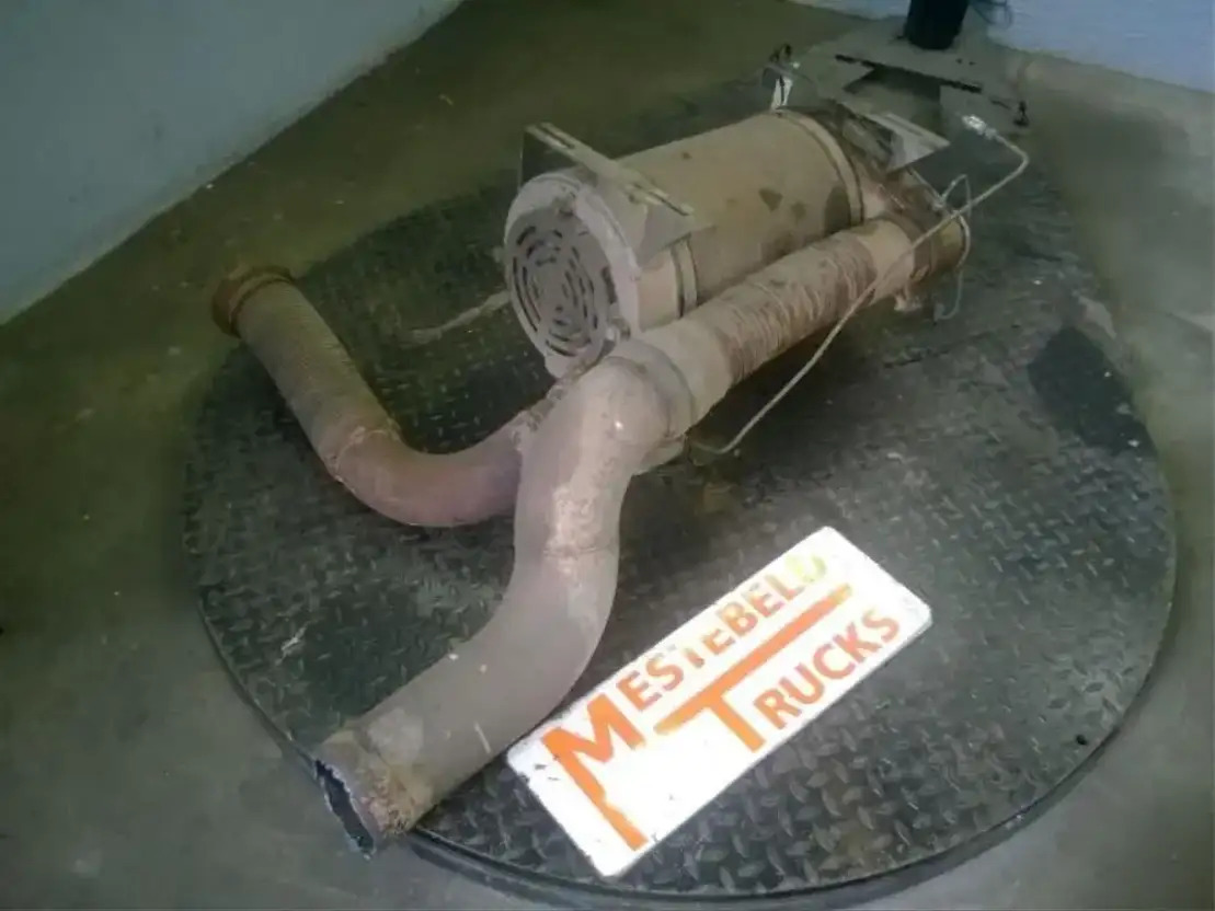 DAF CF 75 Roetfilter Euro 3 - Exhaust system for Truck: picture 1 DAF CF 75 Roetfilter Euro 3 - Exhaust system for Truck: picture 1