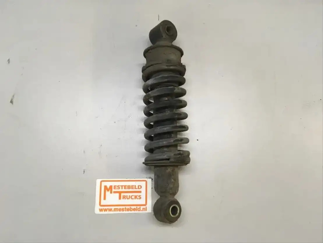 DAF Cabinevering achterzijde - Cab and interior for Truck: picture 1 DAF Cabinevering achterzijde - Cab and interior for Truck: picture 1