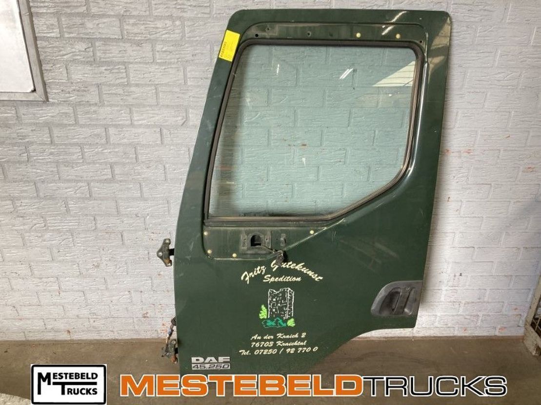 DAF Deur links - Cab and interior for Truck: picture 1 DAF Deur links - Cab and interior for Truck: picture 1