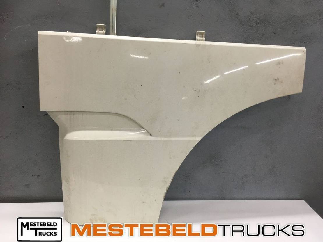 DAF Deurverlengstuk XF 106 links - Cab and interior for Truck: picture 1 DAF Deurverlengstuk XF 106 links - Cab and interior for Truck: picture 1