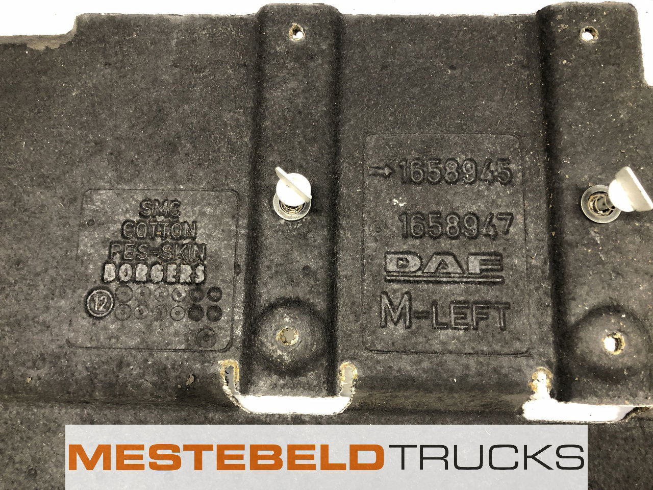 DAF Geluidsafschermkap links boven - Frame/ Chassis for Truck: picture 3 DAF Geluidsafschermkap links boven - Frame/ Chassis for Truck: picture 3