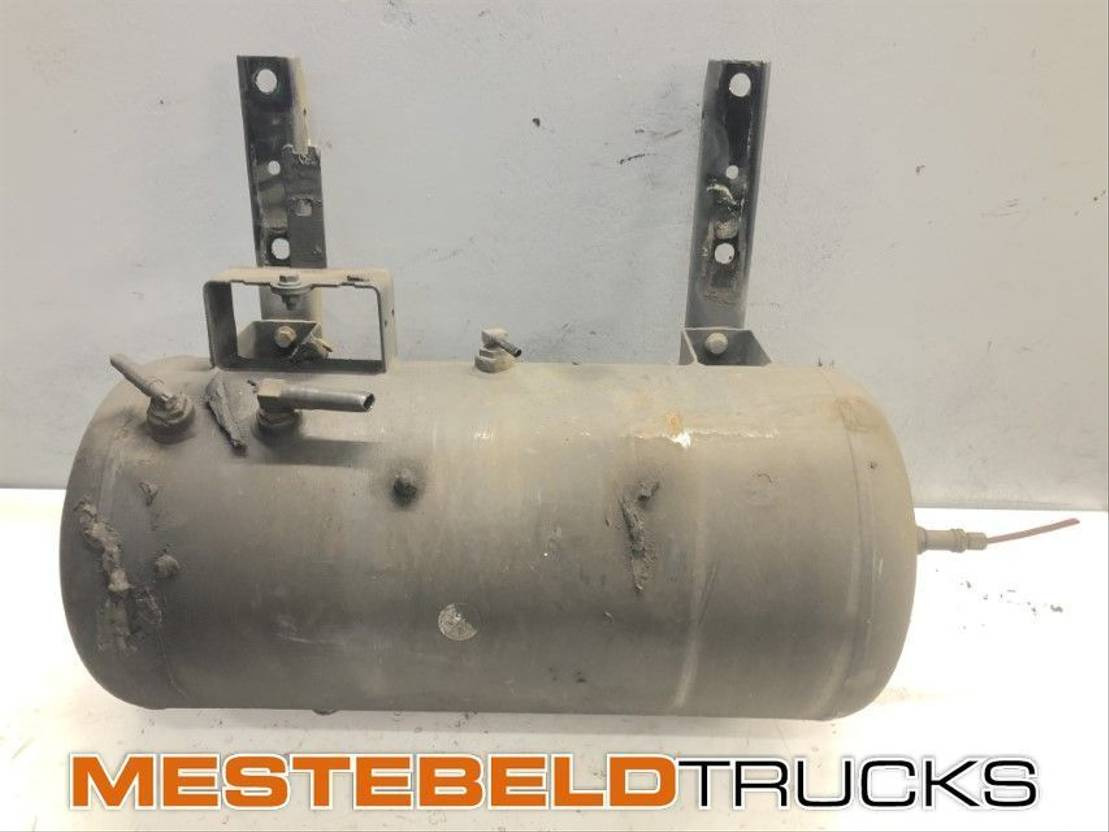 DAF Luchtketel  - Expansion tank for Truck: picture 1 DAF Luchtketel  - Expansion tank for Truck: picture 1