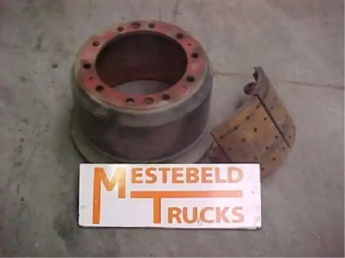 DAF Remtrommel DAF bus - Rear axle for Truck: picture 1 DAF Remtrommel DAF bus - Rear axle for Truck: picture 1
