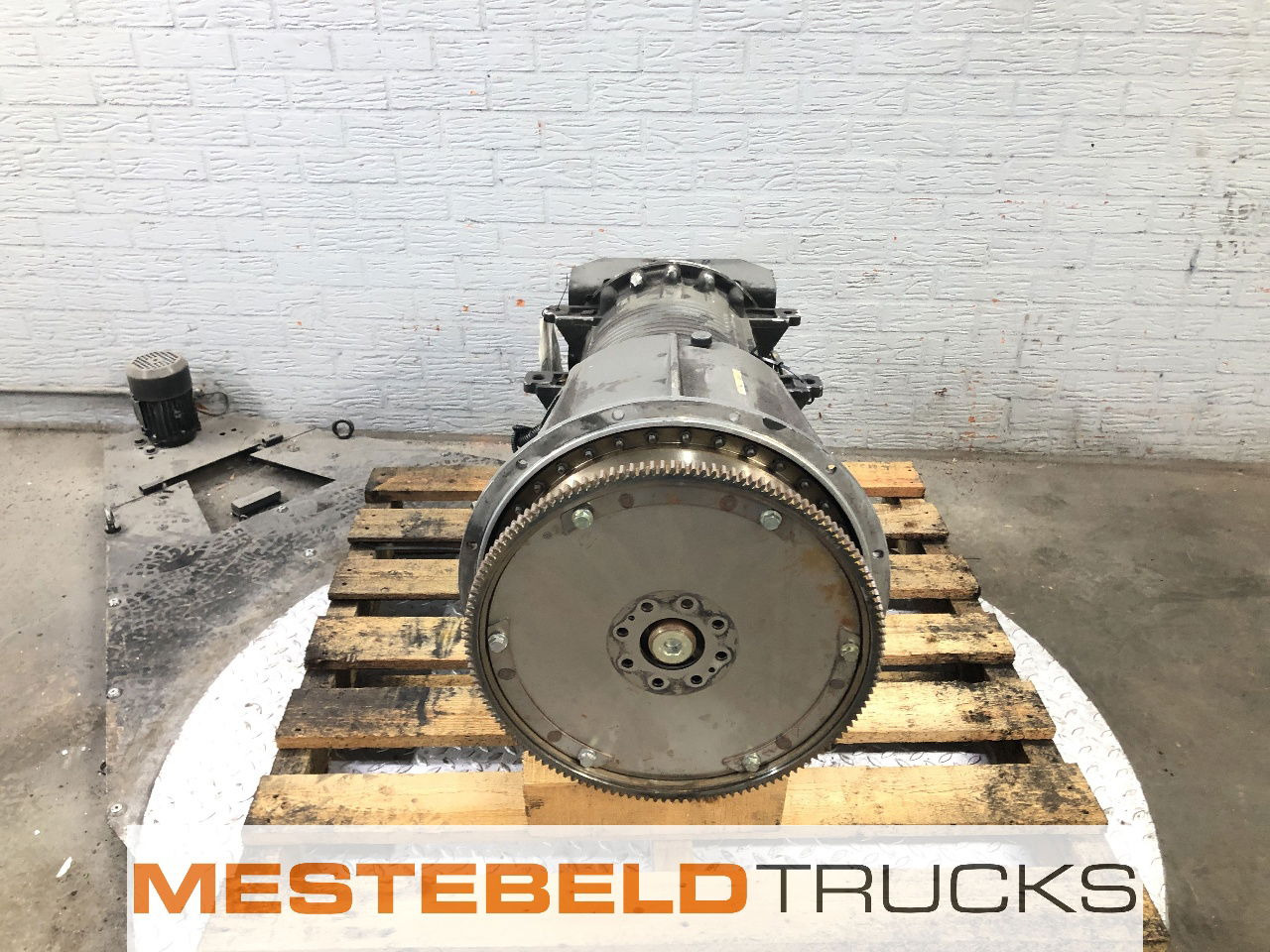 DAF Versnellingsbak MD 3060P - Gearbox and parts for Truck: picture 2 DAF Versnellingsbak MD 3060P - Gearbox and parts for Truck: picture 2