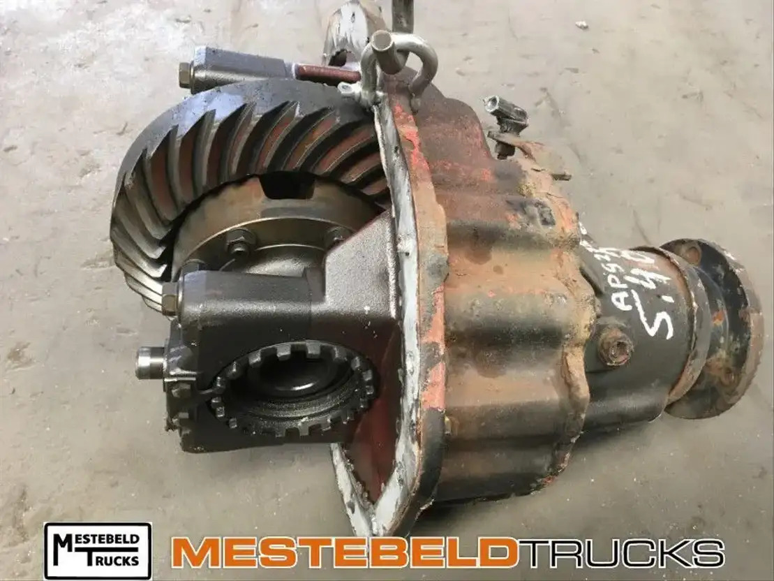 Ginaf Differentieel 1355 5,48 - Rear axle for Truck: picture 1 Ginaf Differentieel 1355 5,48 - Rear axle for Truck: picture 1