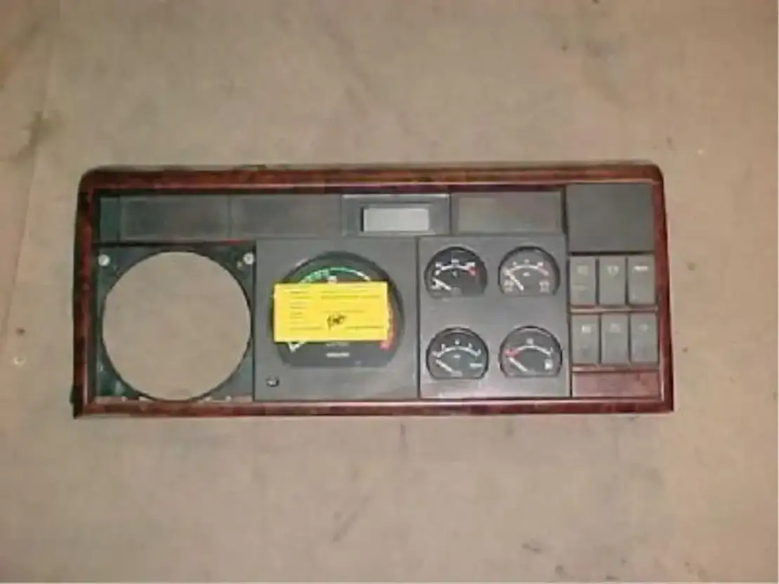 Iveco Dashbord Eurotech - Electrical system for Truck: picture 1 Iveco Dashbord Eurotech - Electrical system for Truck: picture 1