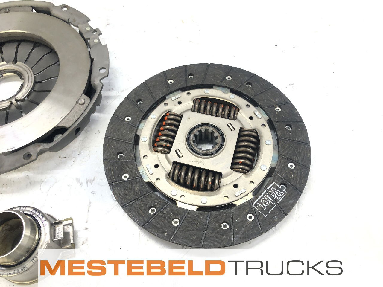 New Clutch and parts for Truck Iveco Koppelingsset: picture 6 New Clutch and parts for Truck Iveco Koppelingsset: picture 6