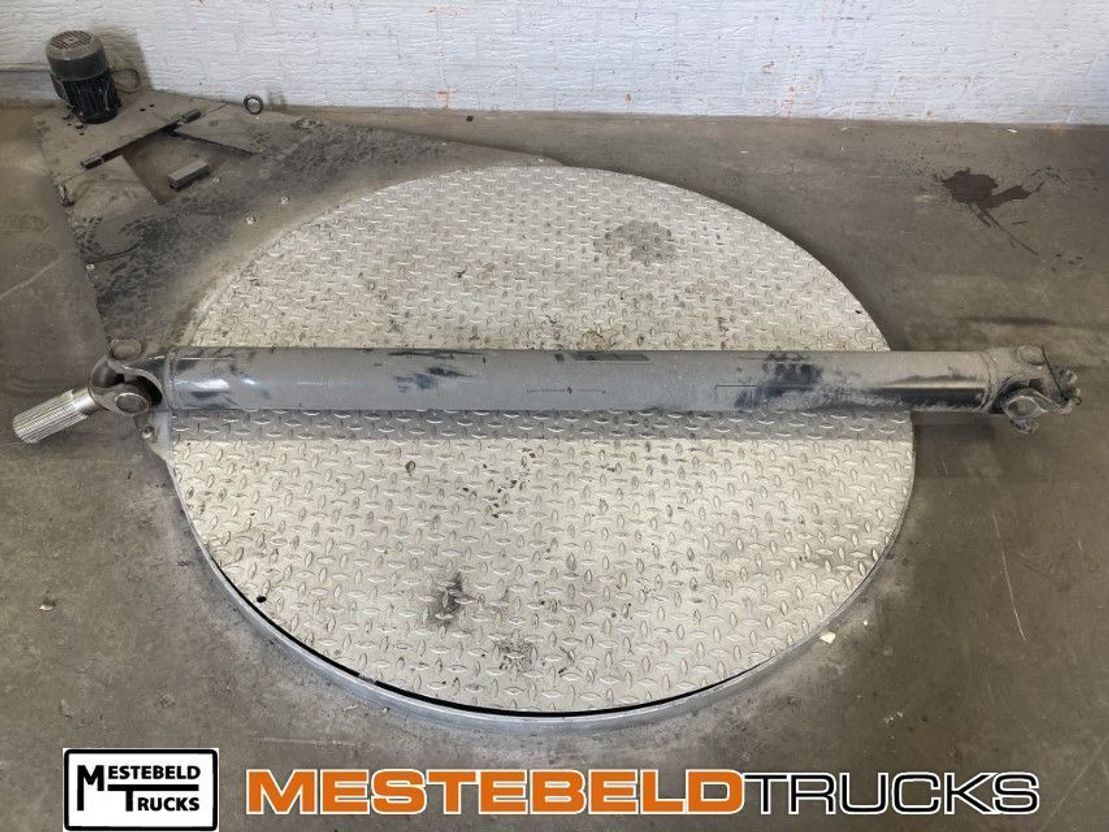 MAN Aandrijfas set - Drive shaft for Truck: picture 2 MAN Aandrijfas set - Drive shaft for Truck: picture 2