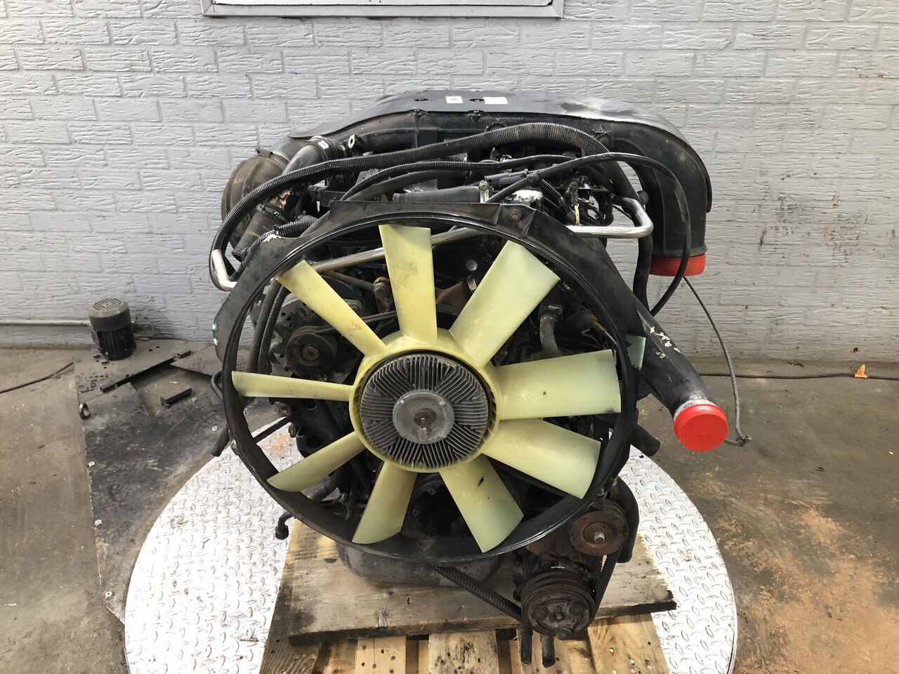 MAN Motor D 0826 LF18 - 300220013 - Engine for Truck: picture 2 MAN Motor D 0826 LF18 - 300220013 - Engine for Truck: picture 2