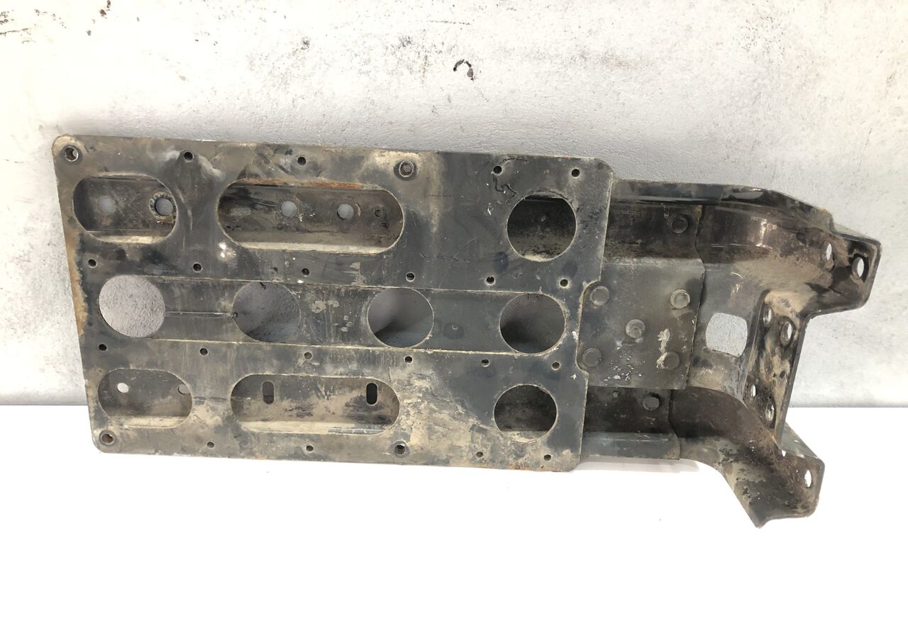 MAN Spatbordsteun TGX - 301005008 - Frame/ Chassis for Truck: picture 1 MAN Spatbordsteun TGX - 301005008 - Frame/ Chassis for Truck: picture 1