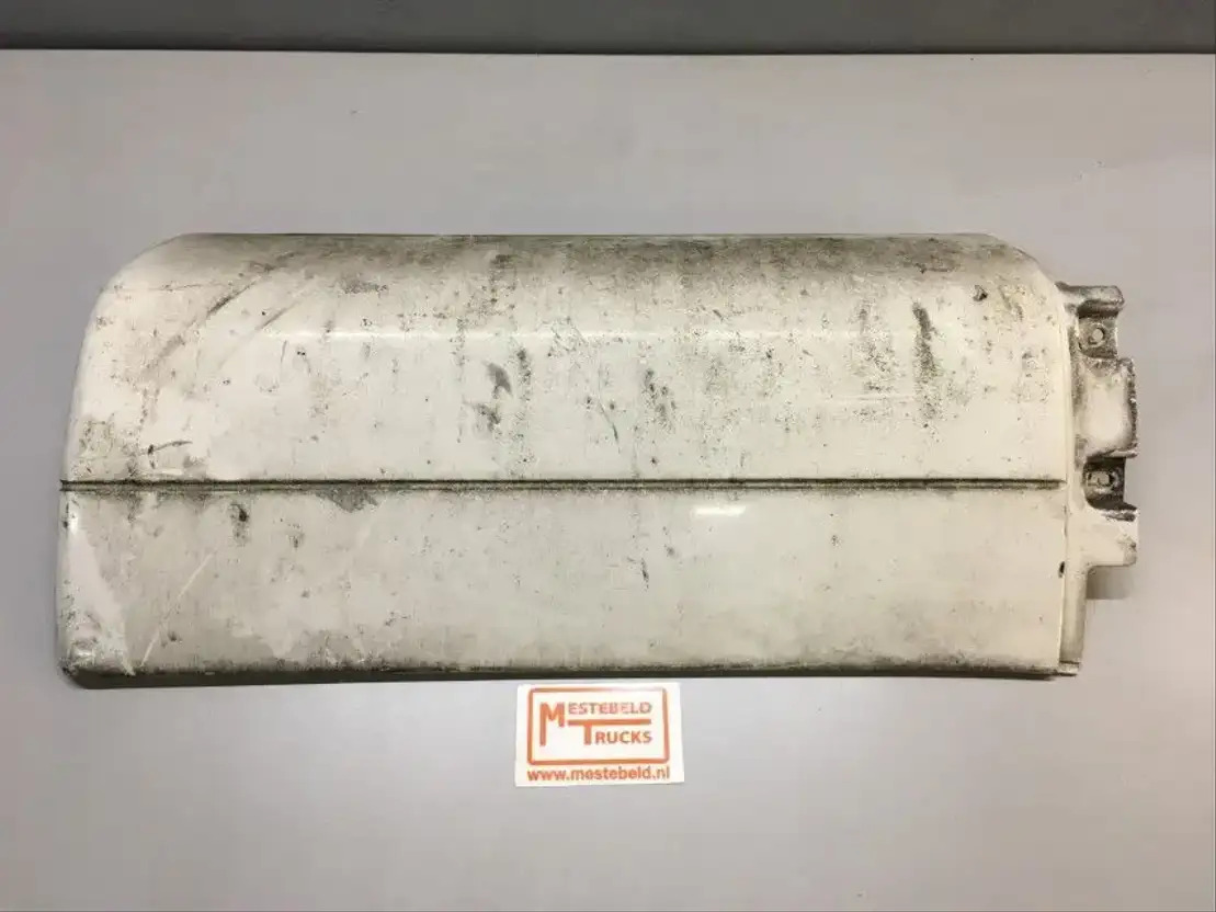 MAN Spatbordverlenging TGA links - Cab and interior for Truck: picture 1 MAN Spatbordverlenging TGA links - Cab and interior for Truck: picture 1