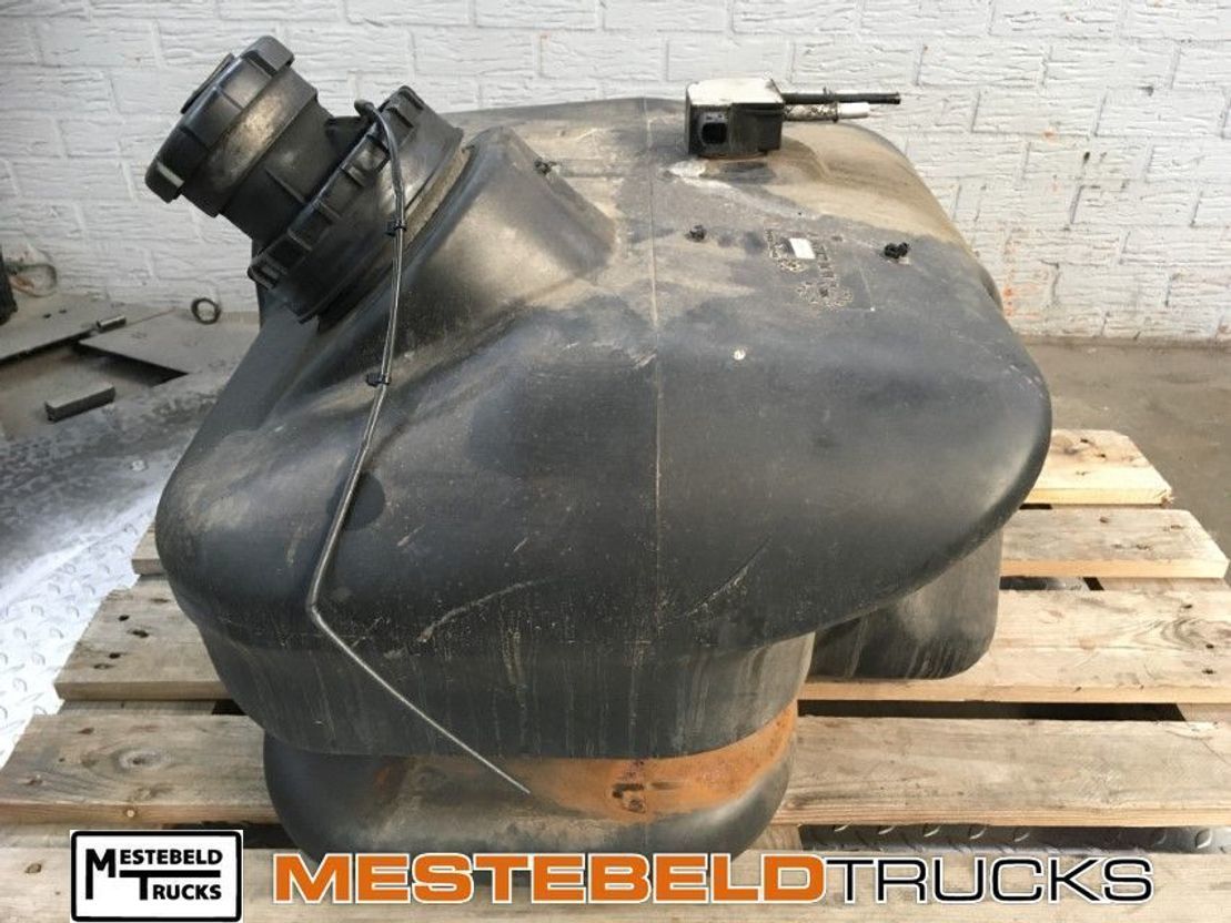Mercedes-Benz Brandstoftank 120 liter - Fuel system for Van: picture 2 Mercedes-Benz Brandstoftank 120 liter - Fuel system for Van: picture 2
