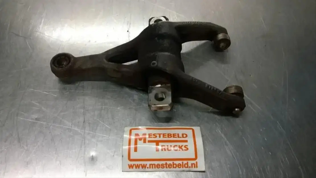 Mercedes-Benz Koppelingsvork - Gearbox and parts for Truck: picture 1 Mercedes-Benz Koppelingsvork - Gearbox and parts for Truck: picture 1