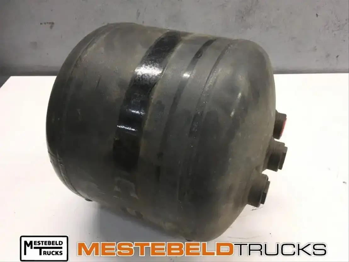 Mercedes-Benz Luchtketel 10 L - Brake parts for Truck: picture 1 Mercedes-Benz Luchtketel 10 L - Brake parts for Truck: picture 1