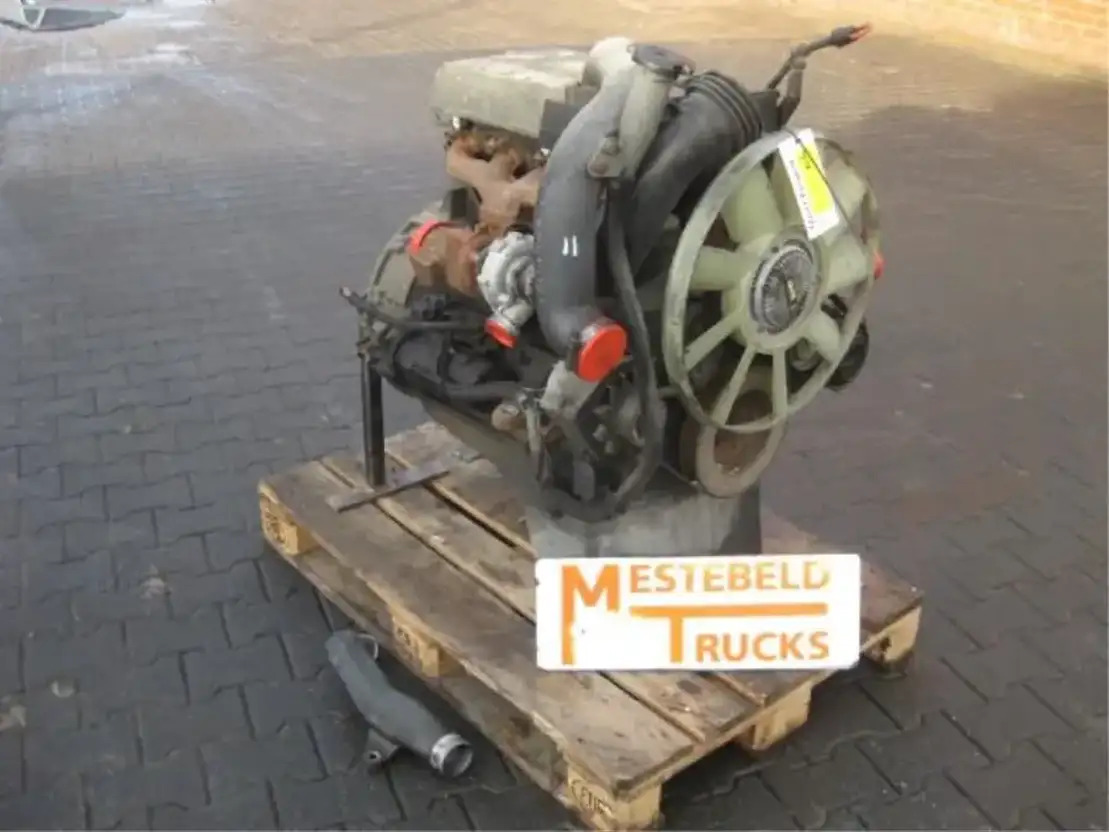 Mercedes-Benz Motor OM 904 LA - Engine for Truck: picture 2 Mercedes-Benz Motor OM 904 LA - Engine for Truck: picture 2