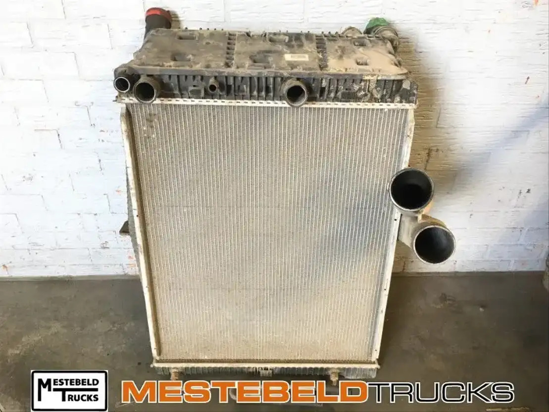 Mercedes-Benz Radiateur+ intercooler - Cooling system for Truck: picture 1 Mercedes-Benz Radiateur+ intercooler - Cooling system for Truck: picture 1