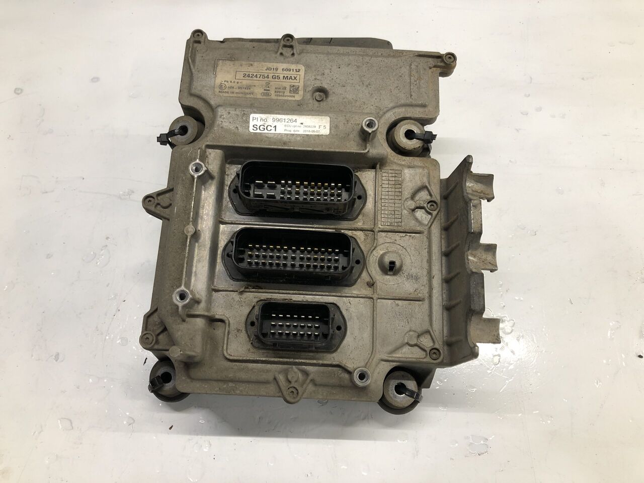Regeleenheid TMS 2 Man - 301130996 - Electrical system for Truck: picture 1 Regeleenheid TMS 2 Man - 301130996 - Electrical system for Truck: picture 1