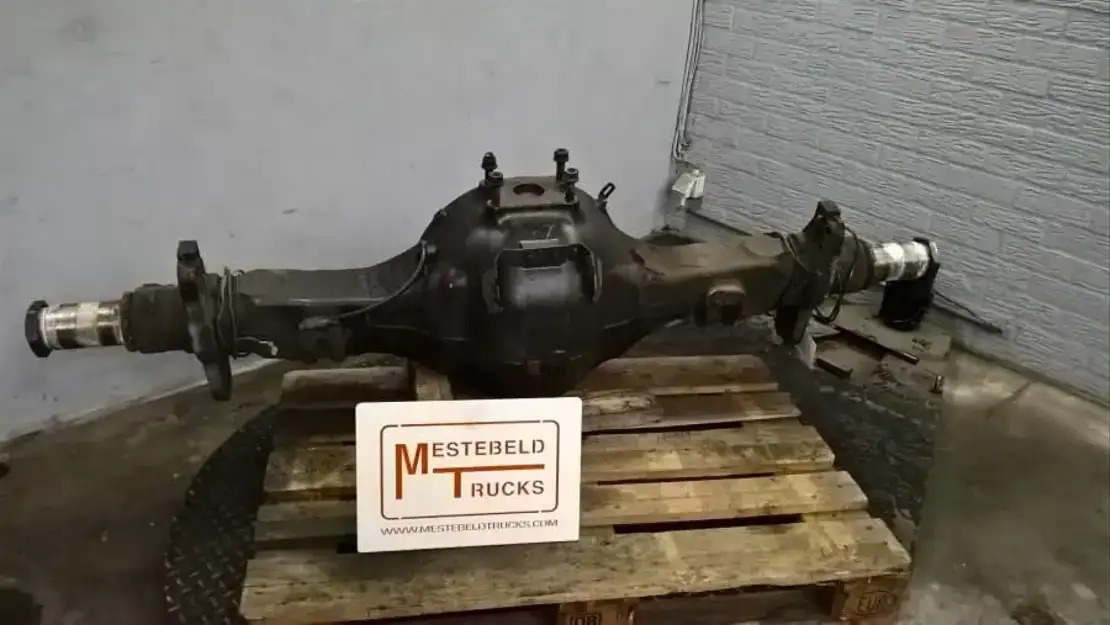 Volvo Achterasbanjo - Rear axle for Truck: picture 1 Volvo Achterasbanjo - Rear axle for Truck: picture 1