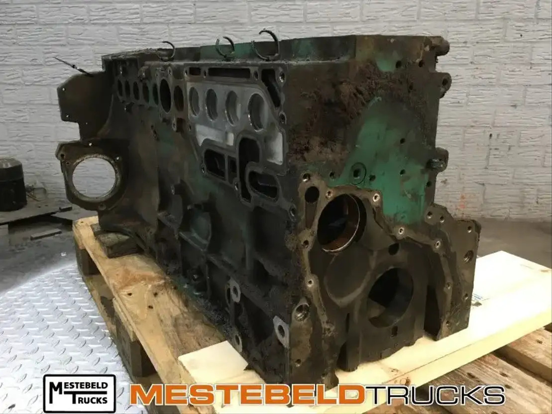 Volvo Motorblok D 7E/F v FE/FL - Engine and parts for Truck: picture 1 Volvo Motorblok D 7E/F v FE/FL - Engine and parts for Truck: picture 1